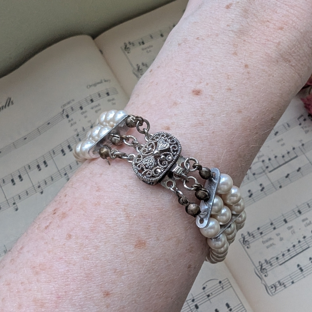 Vintage Silver and Cream Faux Pearl Bracelet
